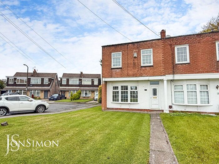 3 Bedroom Terraced House For Sale In Bankfield Close, Ainsworth, Bolton, BL2