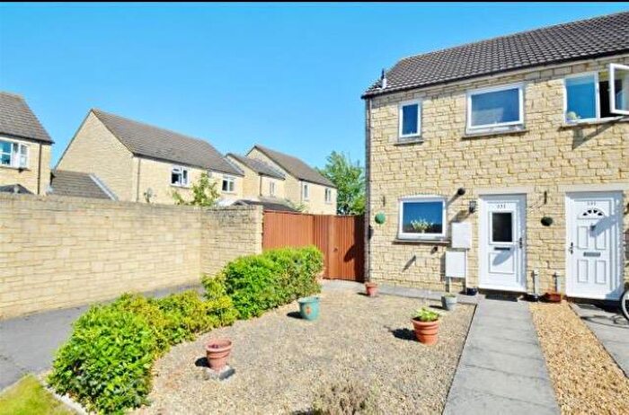 2 Bedroom Terraced House To Rent In Avocet Way, Bicester, OX26