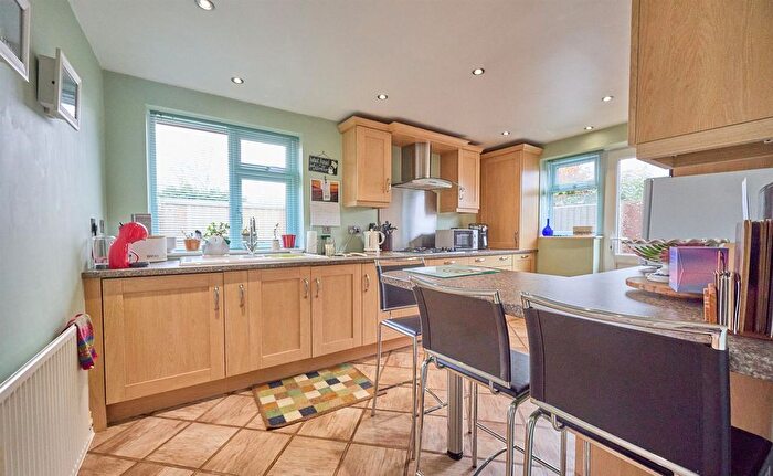 2 Bedroom Detached Bungalow For Sale In Hazel Way, Barwell, Leicester, LE9