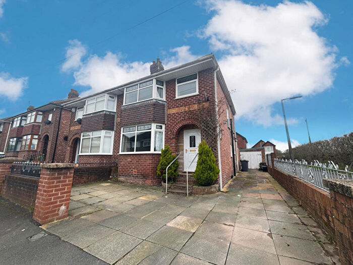 3 Bedroom Semi-Detached House For Sale In Avenue Road, Normoss, FY3