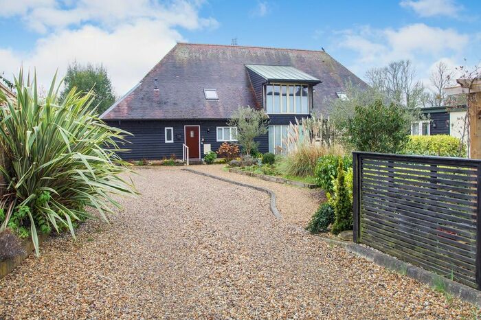 3 Bedroom End Of Terrace House For Sale In Peene Farm, Folkestone, CT18