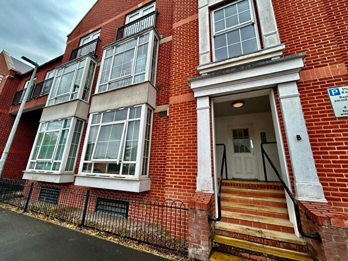1 Bedroom Flat To Rent In Mill Lane, Beverley, East Riding Of Yorkshire, HU17