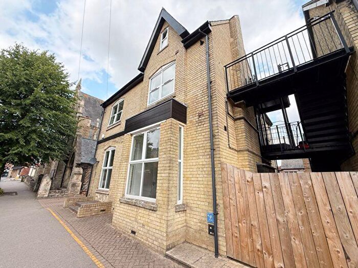 1 Bedroom Flat To Rent In Avenue Road, Grantham, NG31