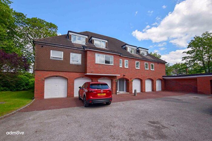 2 Bedroom Apartment To Rent In Green Hall Mews, Wilmslow, SK9