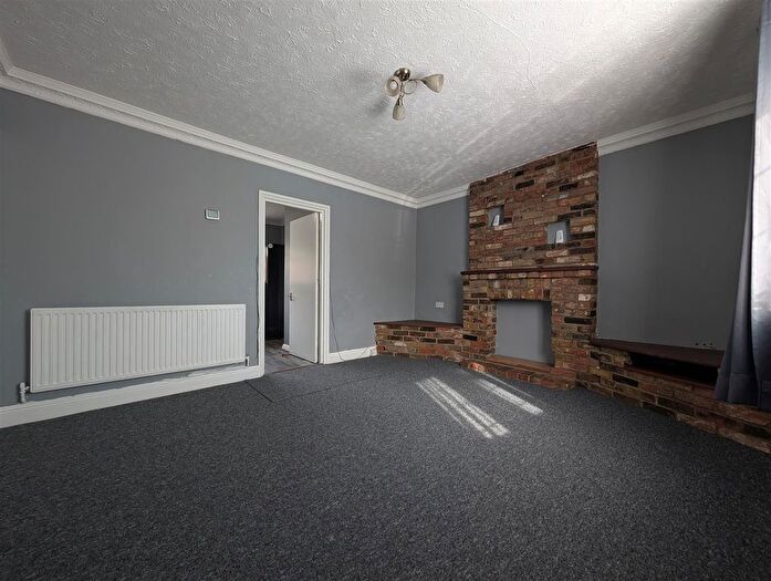 3 Bedroom Property To Rent In Wescott Way, Uxbridge, UB8