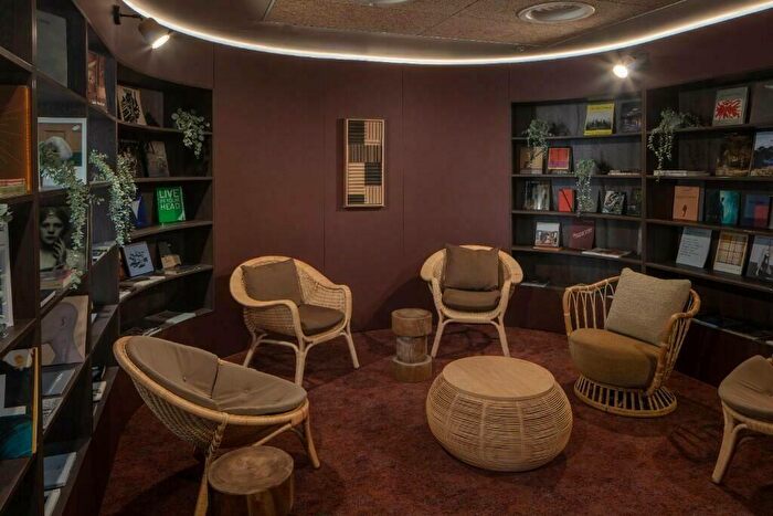 Studio To Rent In Chatfield Road, London, SW11