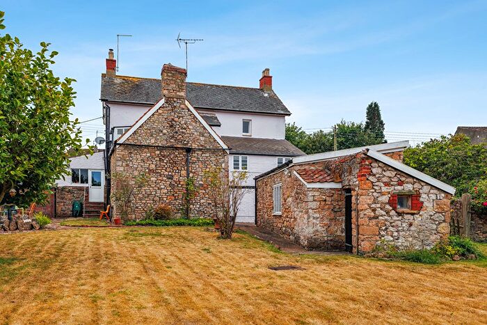 4 Bedroom Detached House For Sale In Townsend, Almondsbury, BS32