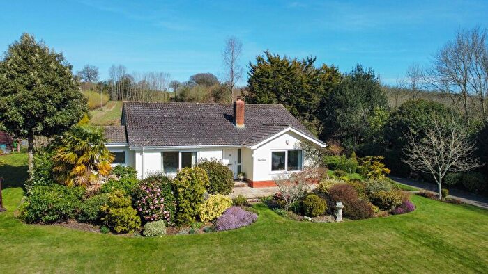 3 Bedroom Detached Bungalow For Sale In Venn Ottery, Ottery St Mary, EX11