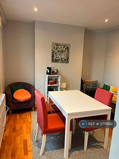 2 Bedroom Flat To Rent In Fortess House, London, NW5