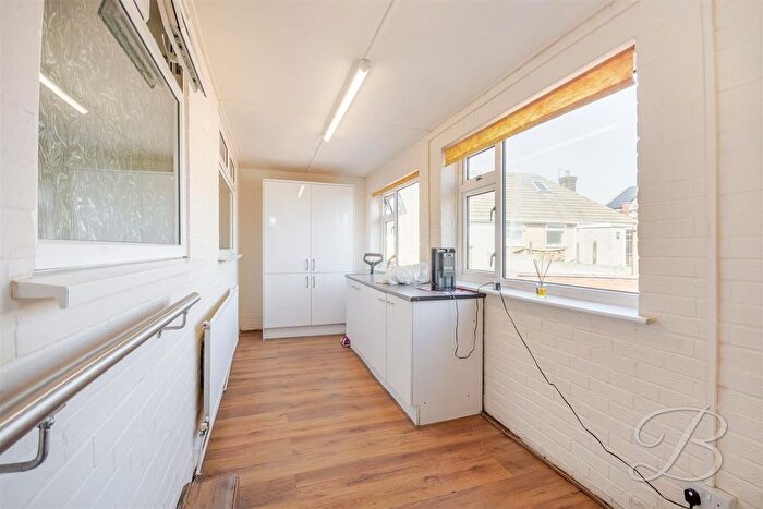 2 Bedroom Detached Bungalow For Sale In Norton Avenue, Shuttlewood, Chesterfield, S44