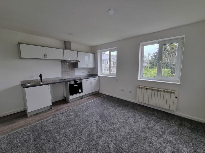 1 Bedroom Flat To Rent In Bronshill Road, Torquay, TQ1