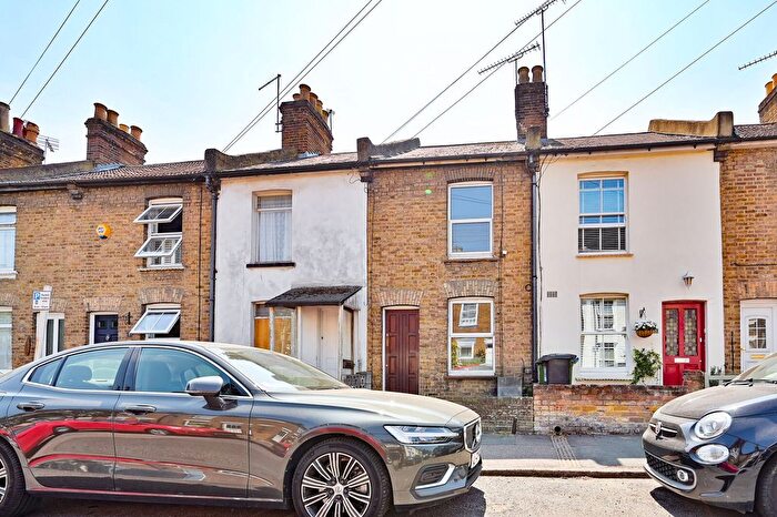 2 Bedroom Terraced House For Sale In Cross Street, Watford, WD17