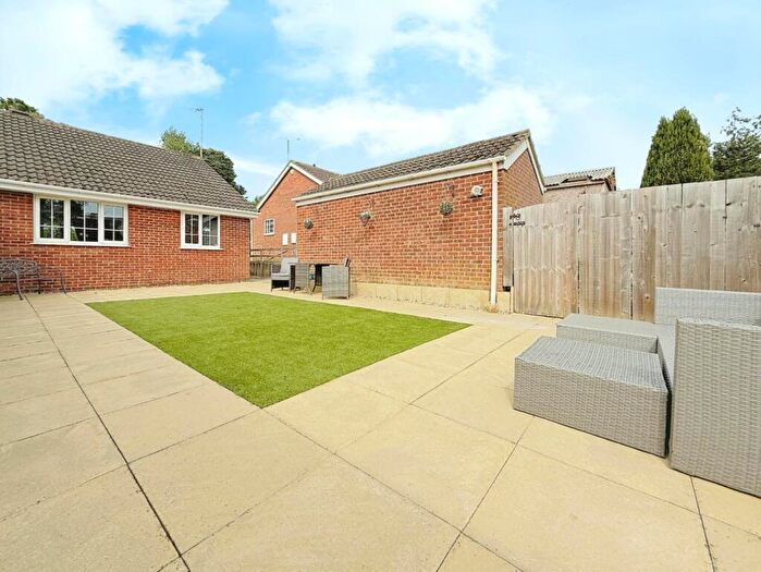 2 Bedroom Semi-Detached Bungalow For Sale In Chestnut Gardens, Wortley, Leeds, LS12