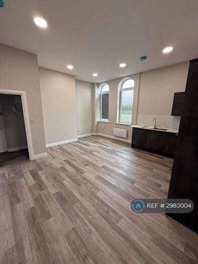 1 Bedroom Flat To Rent In Wedgewood Street, Aylesbury, HP19