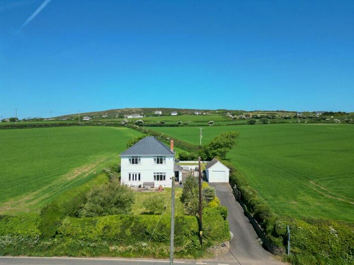 3 Bedroom Detached House For Sale In Rhossili, Swansea, SA3