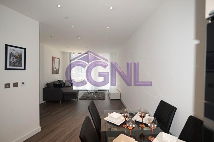1 Bedroom Flat To Rent In Kingwood House, Chaucer Gardens, London, E1