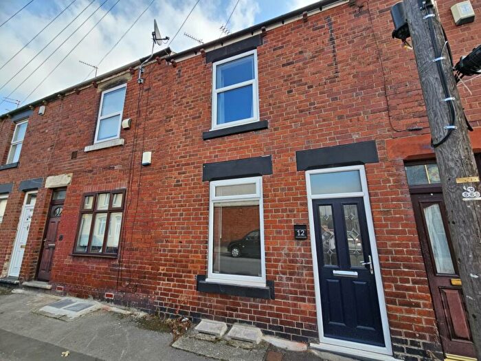 2 Bedroom House To Rent In Gosling Gate Road, Goldthorpe, S63