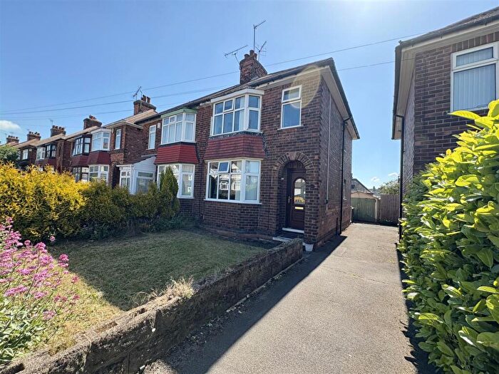 3 Bedroom House To Rent In Ravenswood Road, Arnold, Nottingham, NG5