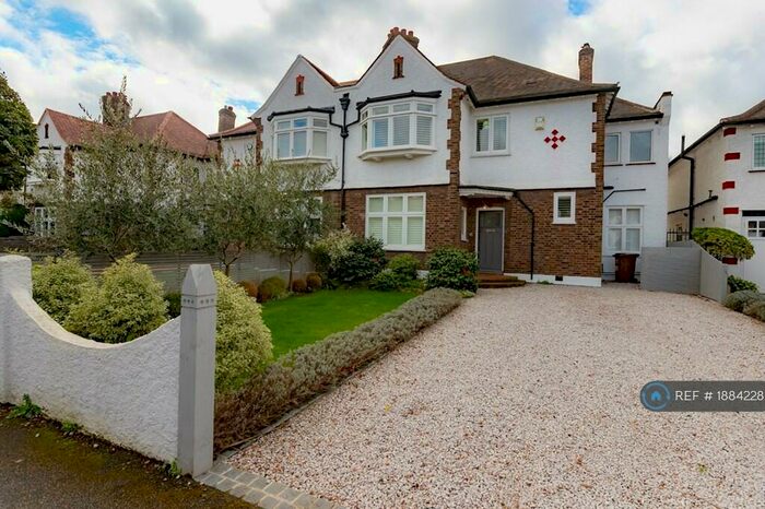 5 Bedroom Semi-Detached House To Rent In Burbage Road, London, SE24