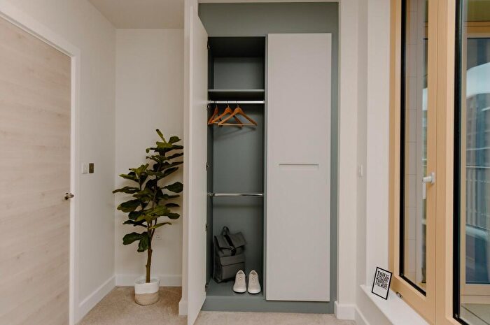 2 Bedroom Apartment To Rent In Embassy Boulevard, London, SW11