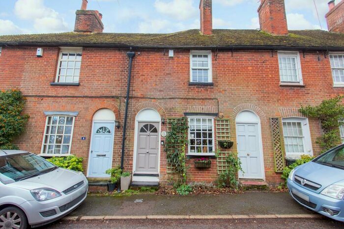 2 Bedroom Terraced House For Sale In Bekesbourne Hill, Bekesbourne, CT4