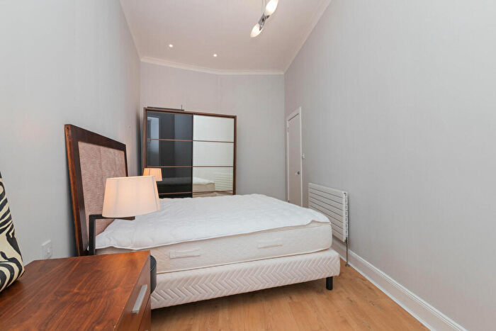 2 Bedroom Apartment To Rent In St Vincent Crescent, Finnieston, Glasgow, G3