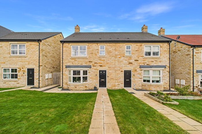 3 Bedroom Semi Detached House For Sale In Somerset Avenue, Peters Mill, NE66