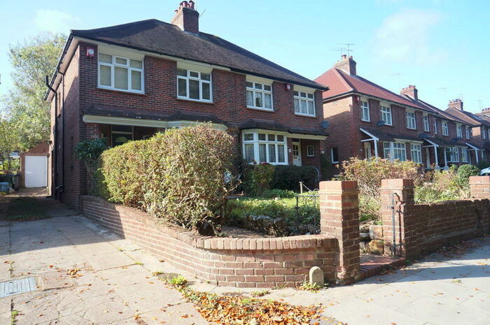 4 Bedroom Semi-Detached House To Rent In Coldean Lane, Brighton, BN1