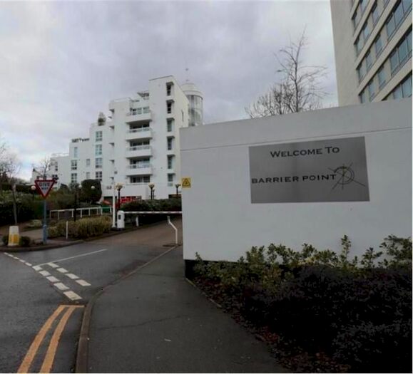 1 Bedroom Flat To Rent In Barrier Point Road, London, E16