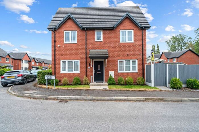 3 Bedroom Semi-Detached House For Sale In Galloway Close, Leigh, WN7