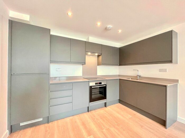 1 Bedroom Flat To Rent In Flat - Stanmore House, Church Road, Stanmore, HA7
