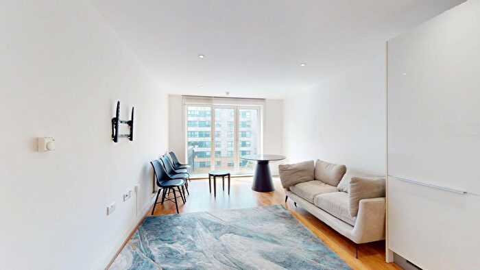 1 Bedroom Flat To Rent In Headstone Road, Harrow, HA1