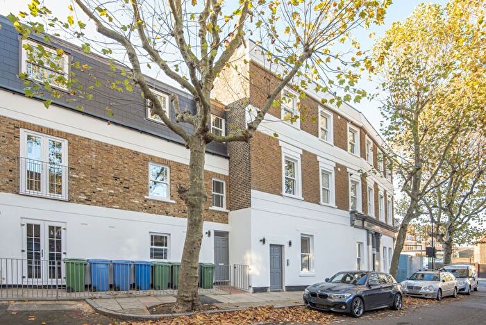 4 Bedroom Flat To Rent In Alma Grove, London, SE1