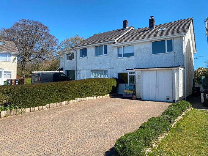 4 Bedroom Semi-Detached House For Sale In Torre Close, Ivybridge, PL21