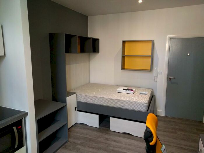 Studio To Rent In St Mary`s Square, City Centre, Swansea, SA1