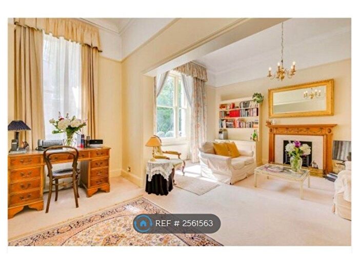 2 Bedroom Flat To Rent In Onslow Square, London, SW7