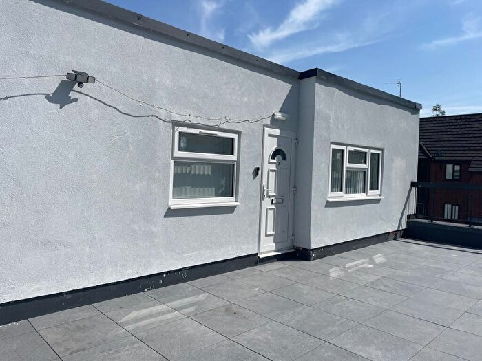 3 Bedroom Apartment To Rent In Westmede Centre, Winsford Avenue, Coventry, CV5