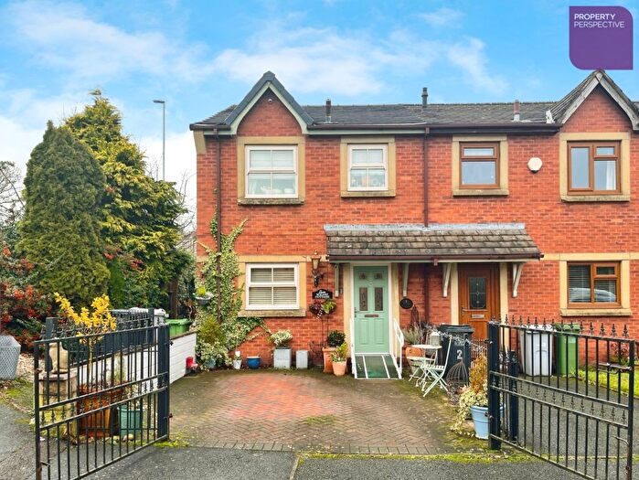 3 Bedroom End Of Terrace House For Sale In Needhams Wharf Close, Macclesfield, SK10