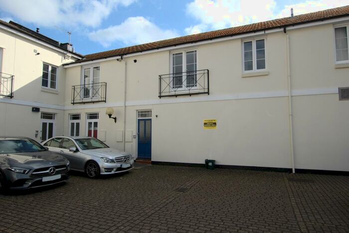 2 Bedroom Flat To Rent In Tivoli Mews, Tivoli, Cheltenham, GL50