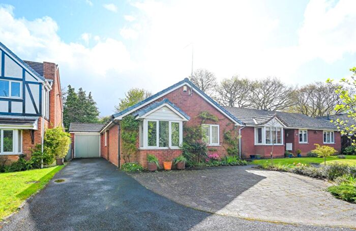 3 Bedroom Detached Bungalow For Sale In Hall Brow Close, Ormskirk, L39