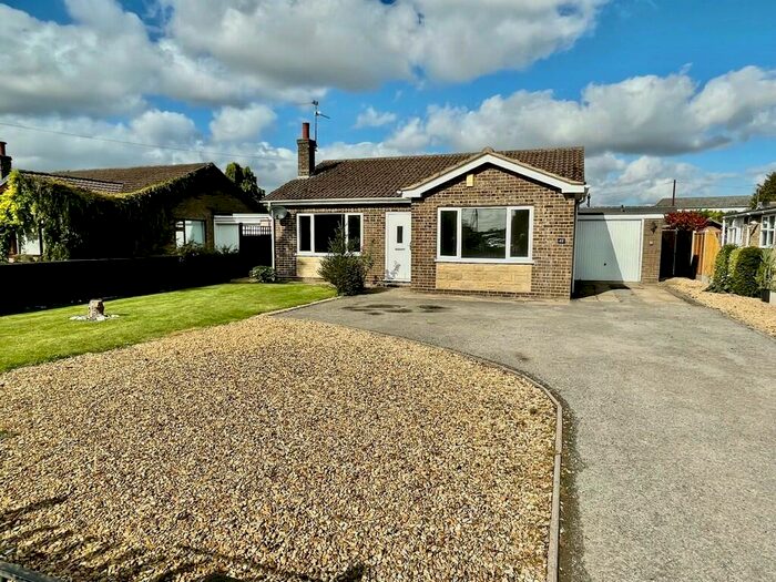 3 Bedroom Detached Bungalow For Sale In Cobgate, Whaplode, PE12