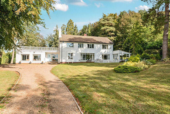 5 Bedroom Detached House For Sale In Coltishall, Norwich, NR12