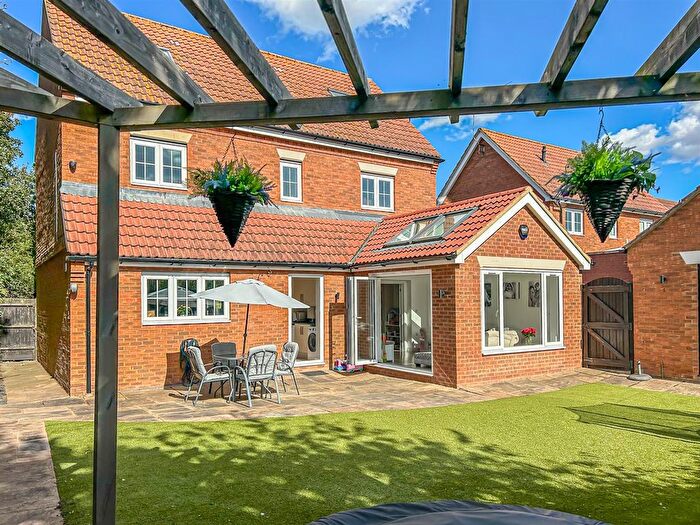 5 Bedroom Detached House For Sale In Temple Way, Rayleigh, Cul De Sac Location, SS6