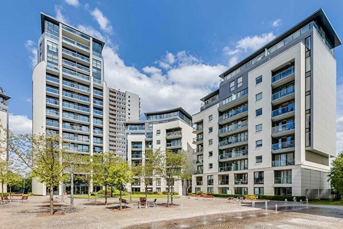 2 Bedroom Flat To Rent In Pump House Crescent, Brentford, TW8