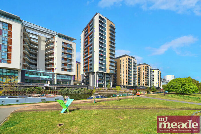 2 Bedroom Flat To Rent In Graphite Point, Bethnal Green, E2