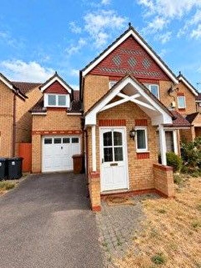 3 Bedroom Property To Rent In Wootton Fields, Northampton, NN4