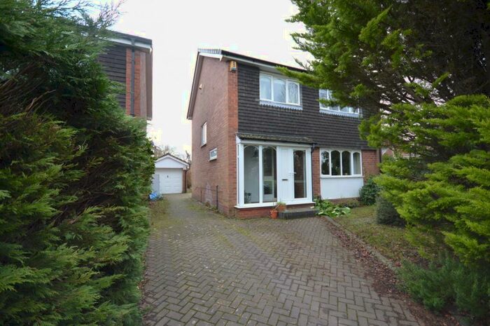 4 Bedroom Detached House To Rent In Holker Close, Poynton, Stockport, SK12