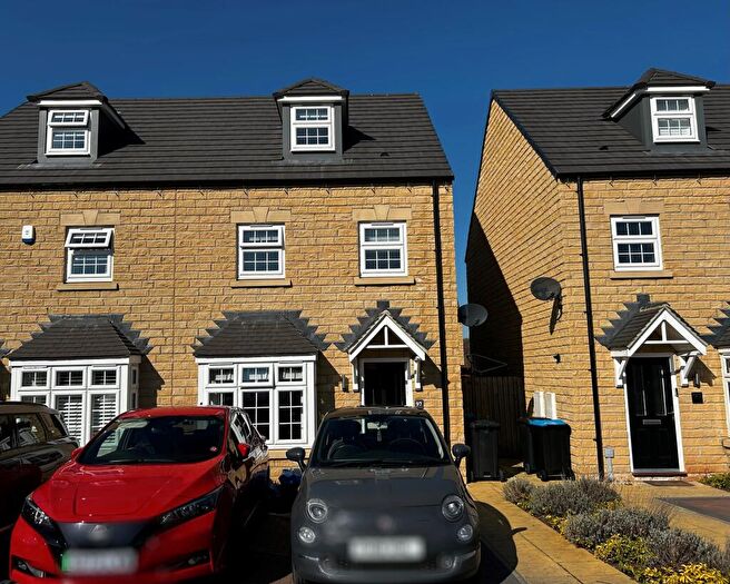 3 Bedroom Semi-Detached House To Rent In Buttersyke Way, Pannal, Harrogate, HG3