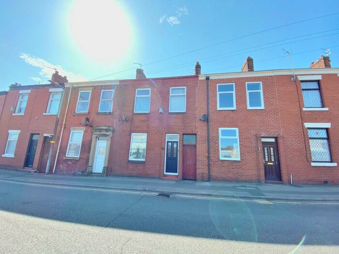 3 Bedroom House To Rent In Wellfield Road, Preston, PR1