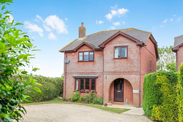 4 Bedroom Detached House For Sale In Lydlinch, Sturminster Newton, DT10